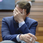 El presidente de la Junta, Alfonso Fernández Mañueco, ayer en el pleno. NACHO GALLEGO