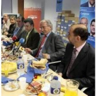 Toedoro Martínez, Morano, López Riesco, Cerezales y Carmen González