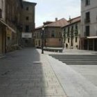 Plaza de Don Gutierre, uno de los lugares donde estará instalado el mercado de antigüedades