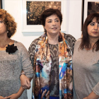 Las tres fotógrafas que participan en la exposición ‘Hidronyum’. CUEVAS