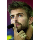 Gerad Piqué, durante la conferencia de prensa que dio ayer.