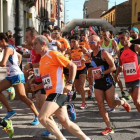 El cross ‘José Manuel García’ contó con casi 160 atletas en la línea de salida de La Robla.