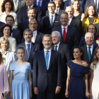 Los reyes, la princesa Leonor y la infanta Sofía, ayer, en la entrega de los premios Princesa de Girona. TONI ALBIR