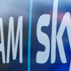 Un autobús con el logo de Team Sky.