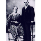 Dionisio García junto a su mujer Antonia Morán.
