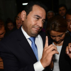 Jimmy Morales, el presidente electo de Guatemala, celebra su victoria.