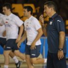 Cadenas dirige un entrenamiento del Ademar.
