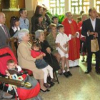 Un momento del homenaje durante la misa en Valdeviejas.