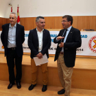 Juan José Feijóo, Santiago Macías y José Carlos Alegría, ayer al presentar el congreso.