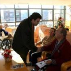 Riesco quiere que los mayores tengan más fácil la entrada a cine