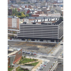 El solar municipal para la residencia está frente a Carrefour.