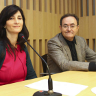 Cristina Fanjul durante la conferencia junto a David López Valdueza.
