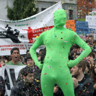 Más de 2.000 estudiantes protestan en Oviedo en defensa de la educación pública.