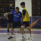 Manolo Cadenas en un entrenamiento de esta pretemporada en el Palacio de Deportes. FERNANDO OTERO