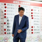 El primer ministro japonés, Shinzo Abe, durante las elecciones parlamentarias.