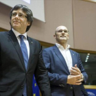 Puigdemont y el 'conseller' Romeva, en el Parlamento Europeo, el pasado enero.