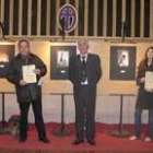 Los premiados, con el juez del Nazareno y sus fotografías