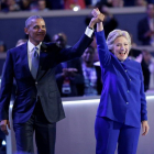 El presidente de Estados Unidos, Barack Obama, junto a la candidata a la presidencia de Estados Unidos por el Partido Demócrata, Hillary Clinton (d), ayer.