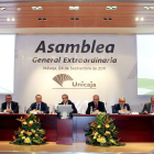 Imagen de la asamblea general de Unicaja celebrada ayer en Málaga