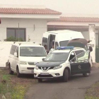 La Guardia Civil encontró este miércoles los cuerpos sin vida de una mujer y de su hijo de diez años, ambos de nacionalidad alemana, que estaban siendo buscados tras la detención ayer del marido y padre del pequeño.