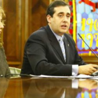 Rodríguez Picallo y Fernández Cardo anunciaron la decisión de externalizar el 49% de Aguas