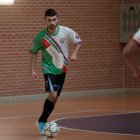El equipo montañés mostró una gran imagen ante el líder. SECUNDINO