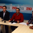 Fernández Cardo, Llamas y Pérez, ayer en rueda de prensa.