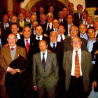 Foto de familia de los alumnos de la primera promoción que salió de la Escuela de Minas.