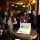 La candidatura liderada por Álvaro Izquierdo, ayer en Astorga. A.V.