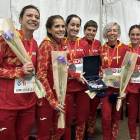 Marta, segunda por la izquierda, junto a sus compañeras de selección, flamantes subcampeonas. RFEA