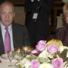 El Rey y Esperanza Aguirre, durante el almuerzo del pasado día 11