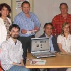 Perandones posa junto a otros integrantes de la lista del PSOE