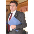 Amador Robles.