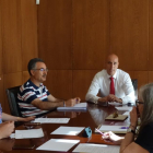 Imagen de la reunión del alcalde y concejales socialistas con Nicanor Pastrana