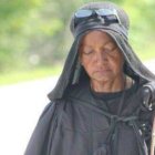 'La misteriosa mujer de negro'.