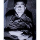 La fotografía inédita de Himmler momentos después de su suicidio.