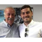 Vicente del Bosque e Iker Casillas firmaron las paces tras un encuentro en la Ciudad del Fútbol de Las Rozas. EFE