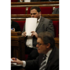 Artur Mas y Oriol Junqueras, ayer en el Parlamento catalán.