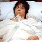 Inmaculada Echevarría Ramírez sufre distrofia muscular progresiva, lo que la obliga a estar postrada