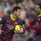 Messi y Jordi Alba celebran uno de los goles del argentino.