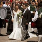 Tras la ceremonia, fueron recibidos por los gaiteros de Covadonga