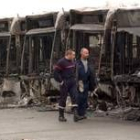Un total de 23 autobuses fueron quemados ayer sólo en el distrito parisino de Trappes