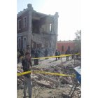 Estado en el que quedó el edificio tras estallar el coche bomba.