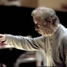 El director Alberto Zedda, durante un ensayo con la Orquesta Sinfónica de Galicia