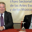 El ex director general del Inaem, Juan Carlos Marset, junto a Emilio Moreno, del grupo Concierto Esp