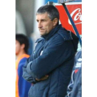 Quique Setién, concentrado