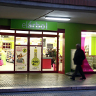Uno de los supermercados del Grupo El Árbol en la capital leonesa.