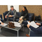 Valladares, los representantes de la Cámara de Comercio y el alcalde Manuel García.