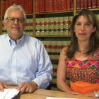 El letrado leonés Juan Rodríguez Zapatero, que lleva decenas de pleitos por discriminación en la educación, y María del Mar Álvarez, vocal de Solcom. DL