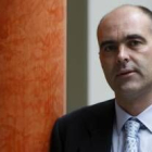 Carrasco, presidente del Colegio de Farmacéuticos,  durante la entrevista concedida a Diario de León
